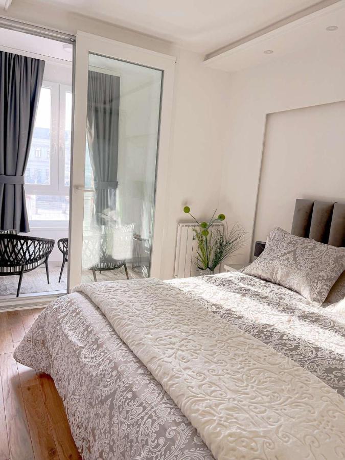 Fontana Apartmani Free Parking Tuzla Kültér fotó