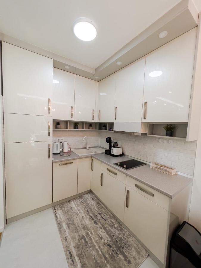 Fontana Apartmani Free Parking Tuzla Kültér fotó